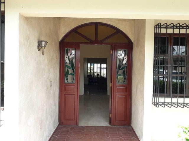 Beautiful House - Casa en Betania